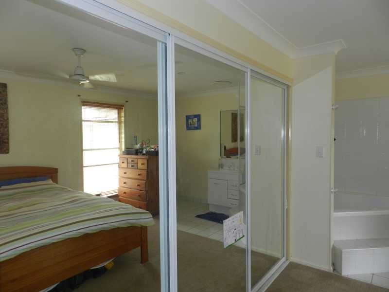 75 Broadacres Drive, Tannum Sands QLD 4680