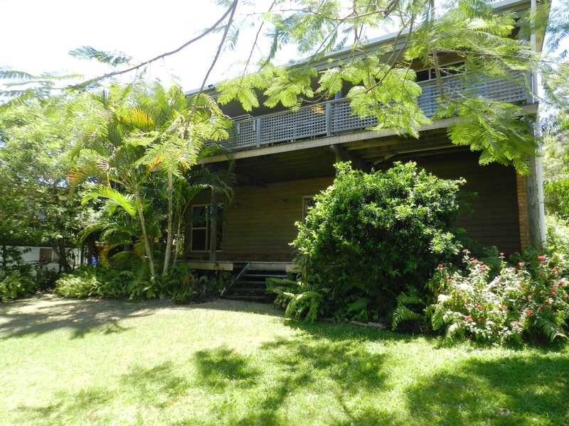 43 Amaroo Street, Boyne Island QLD 4680