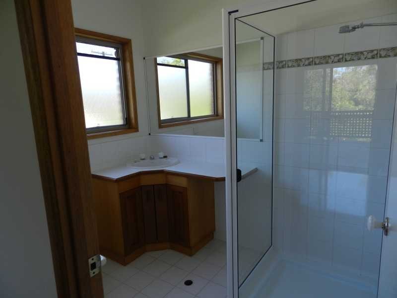 43 Amaroo Street, Boyne Island QLD 4680