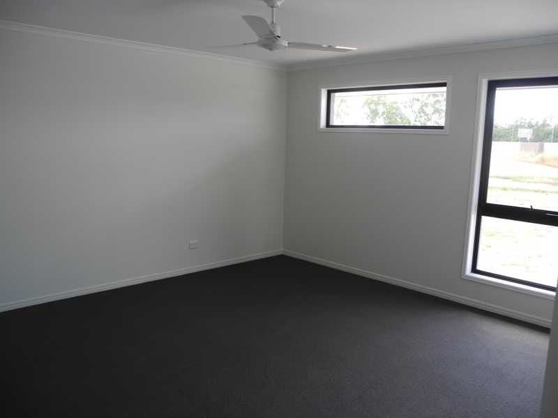 9 The Promenade, Boyne Island QLD 4680