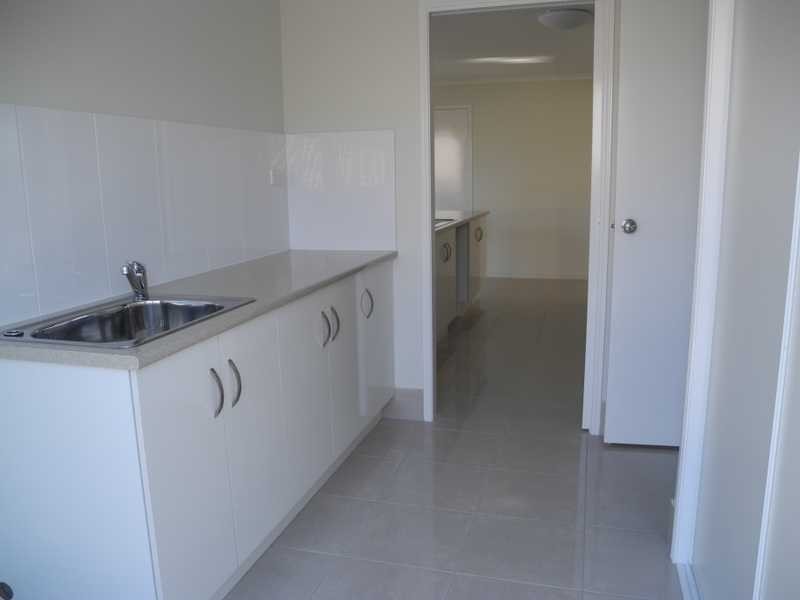 9 The Promenade, Boyne Island QLD 4680