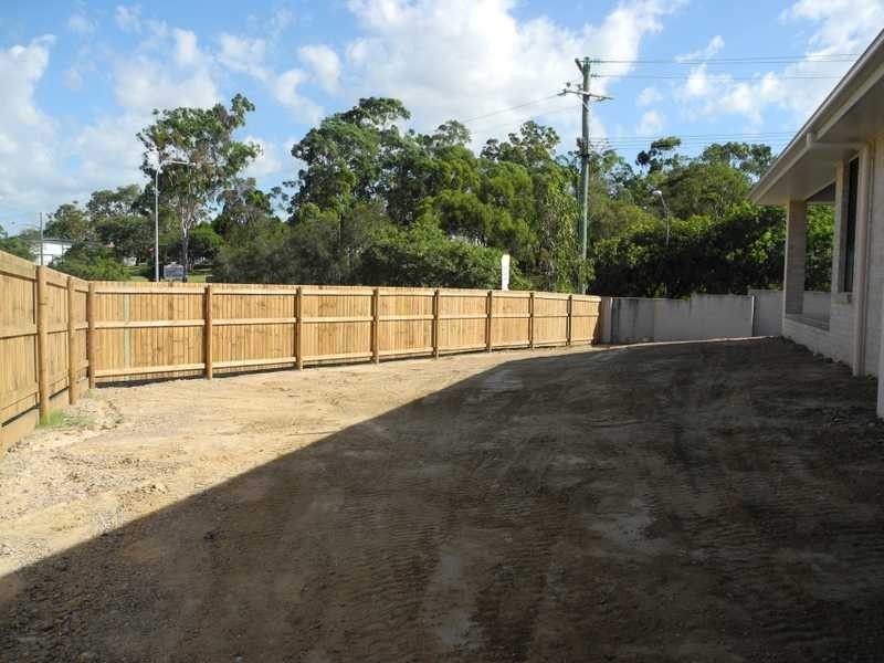 7 The Promenade, Boyne Island QLD 4680