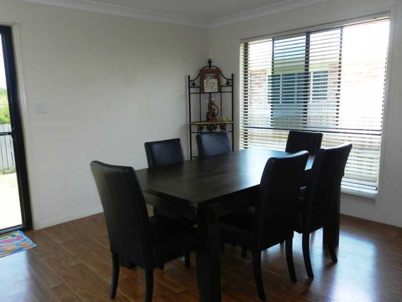 10 Richard Street, Boyne Island QLD 4680