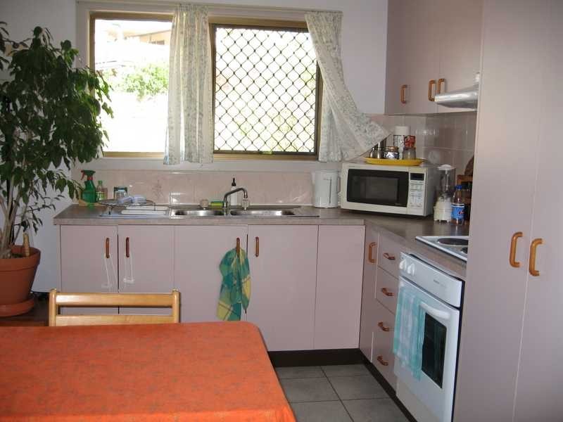 33 Centenary Drive, Boyne Island QLD 4680