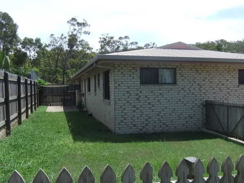 33 Centenary Drive, Boyne Island QLD 4680