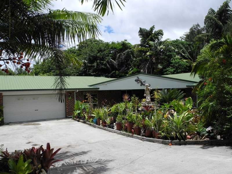 16 Selma Court, Tannum Sands QLD 4680