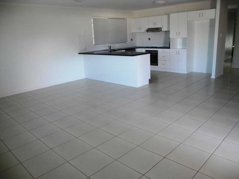 28 Surita Court, Boyne Island QLD 4680