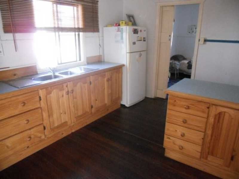 17 Beach Avenue, Tannum Sands QLD 4680