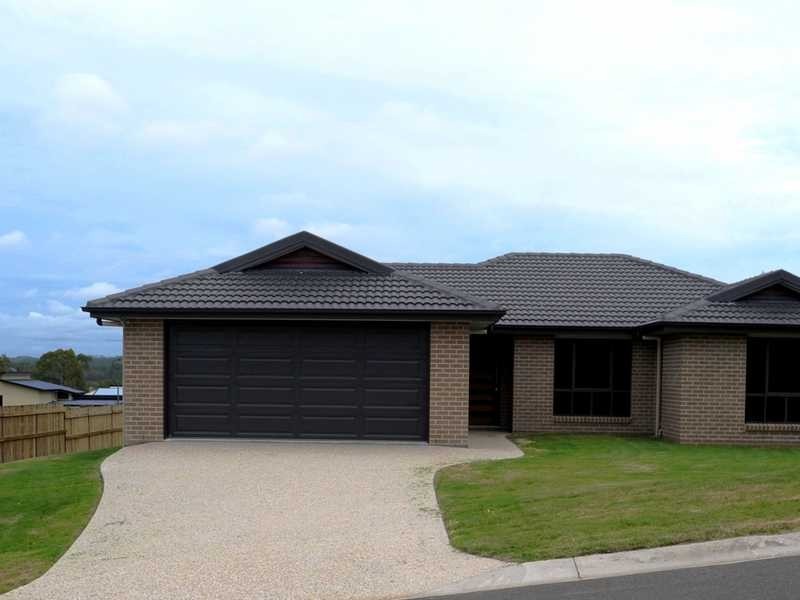 37 Pryde Street, Tannum Sands QLD 4680