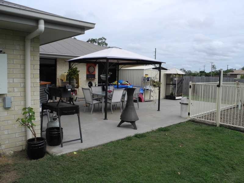2B Golf View Drive, Boyne Island QLD 4680