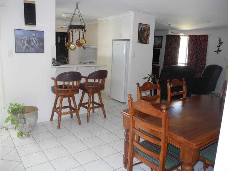 40 Curtis Avenue, Boyne Island QLD 4680