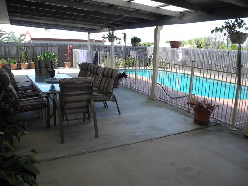 40 Curtis Avenue, Boyne Island QLD 4680