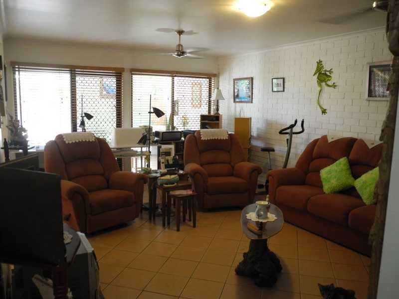 2/36 Langdon Street, Tannum Sands QLD 4680