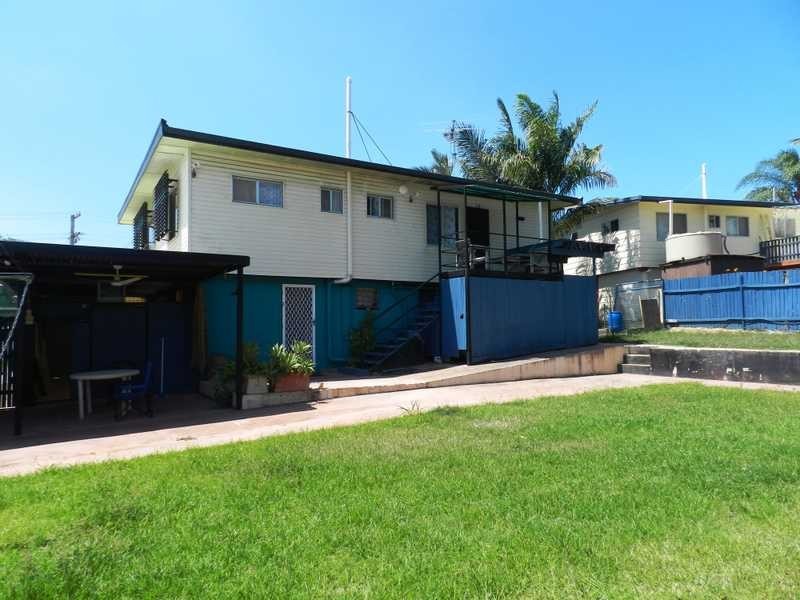 6 Marina Ave, Boyne Island QLD 4680