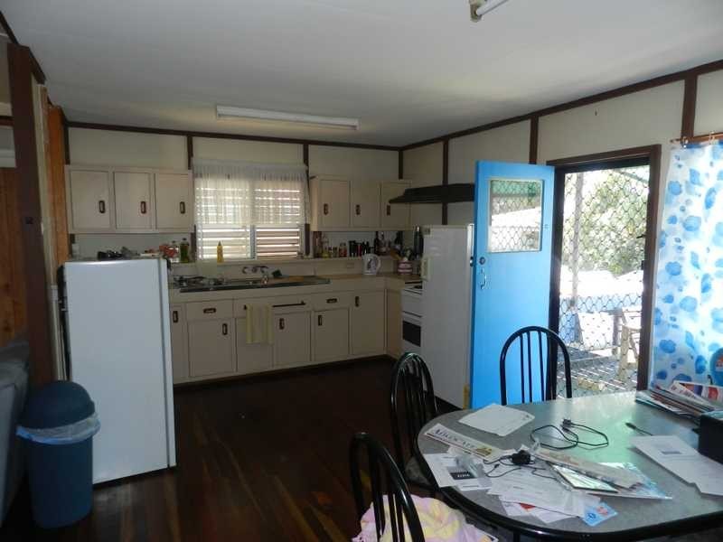 6 Marina Ave, Boyne Island QLD 4680