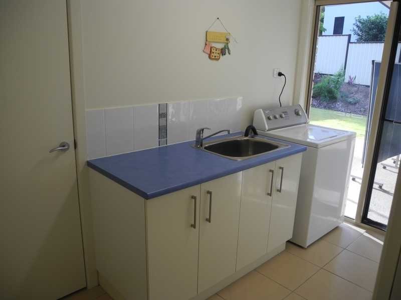 34 Lighthouse Drive, Boyne Island QLD 4680