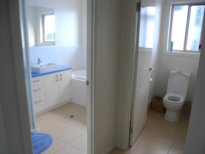 34 Lighthouse Drive, Boyne Island QLD 4680