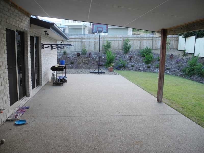 34 Lighthouse Drive, Boyne Island QLD 4680