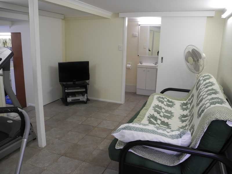 6 Pacific Avenue, Tannum Sands QLD 4680