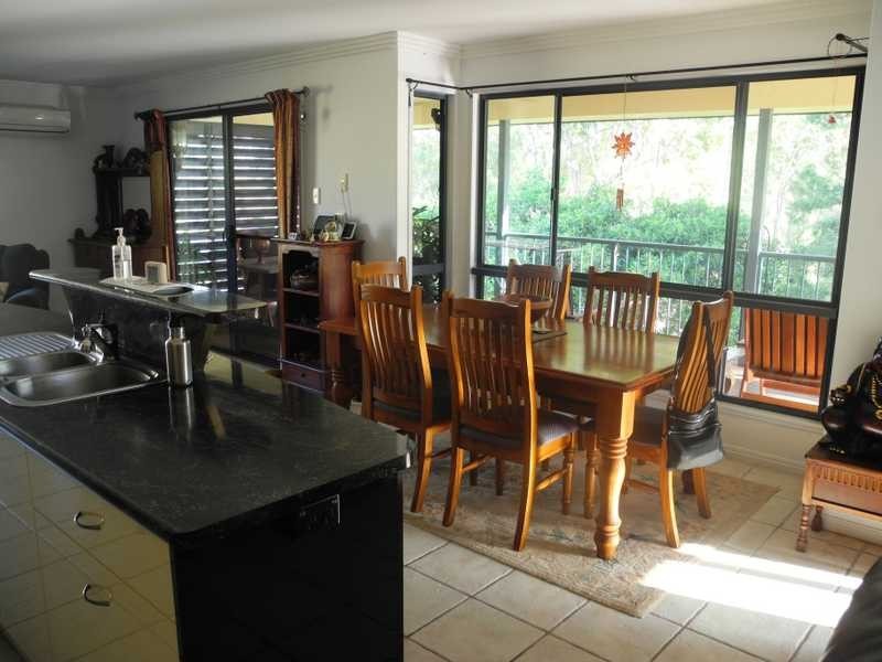 9 Curtis Avenue, Boyne Island QLD 4680