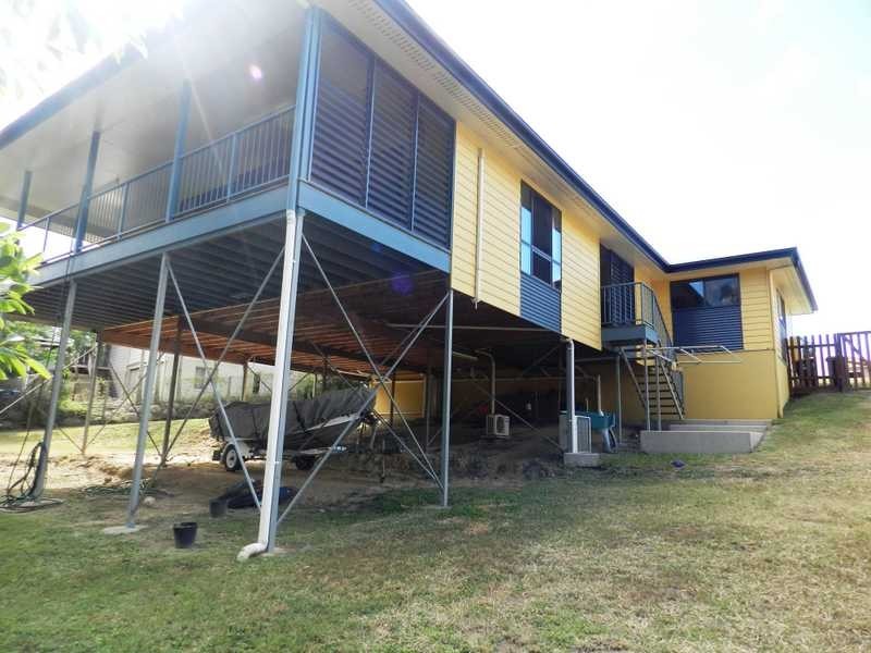 9 Curtis Avenue, Boyne Island QLD 4680