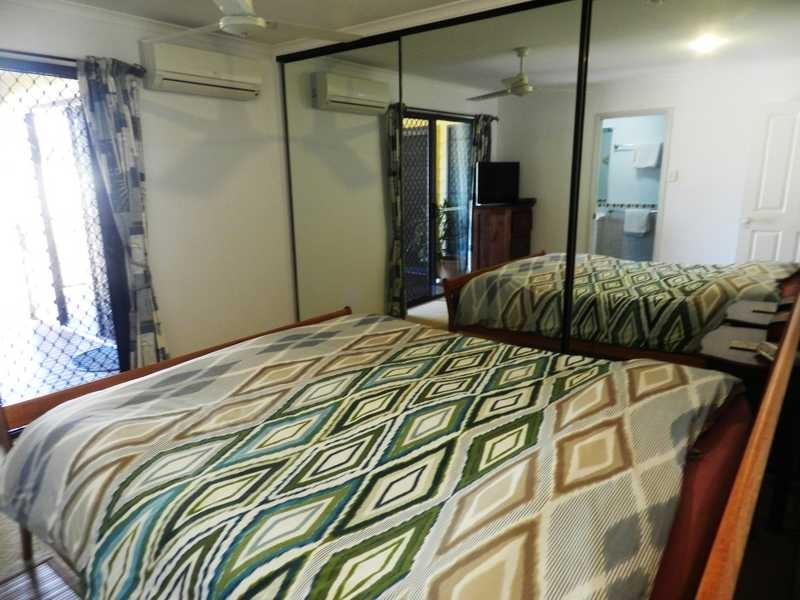 9 Curtis Avenue, Boyne Island QLD 4680