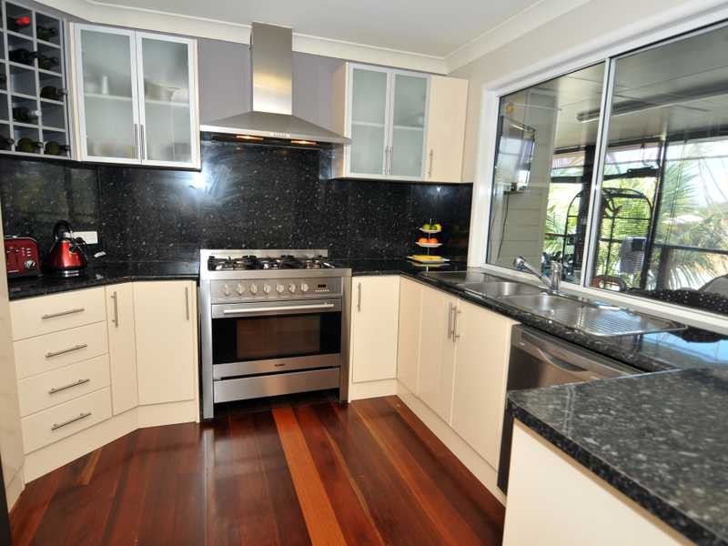 17 Wattora Close, Boyne Island QLD 4680