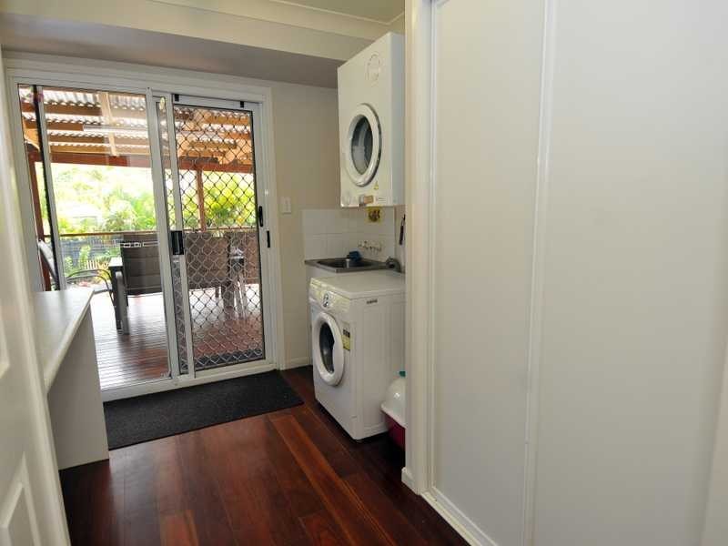 17 Wattora Close, Boyne Island QLD 4680