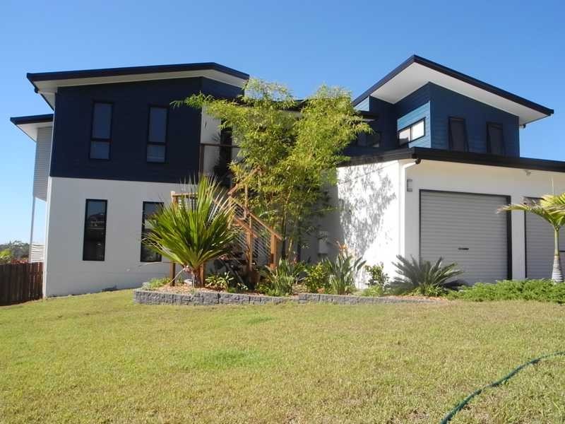 35 Lighthouse Drive, Boyne Island QLD 4680