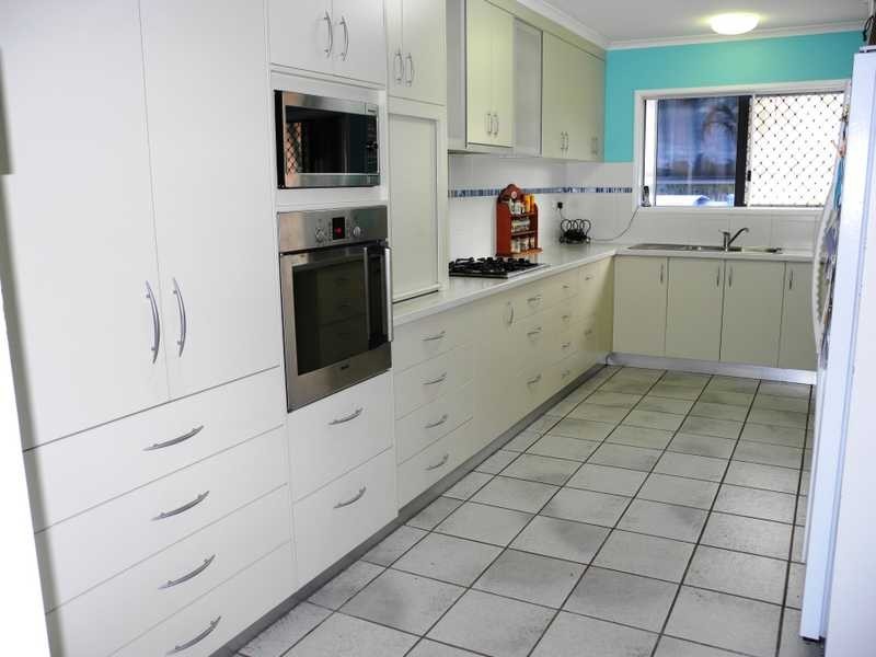 42 Latrobe Street, Tannum Sands QLD 4680