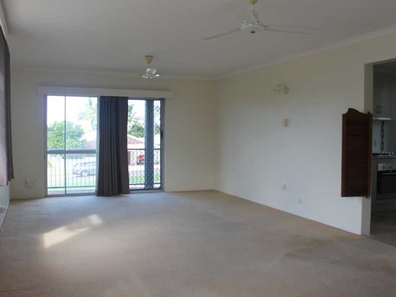 1/35 Ocean Street, Tannum Sands QLD 4680