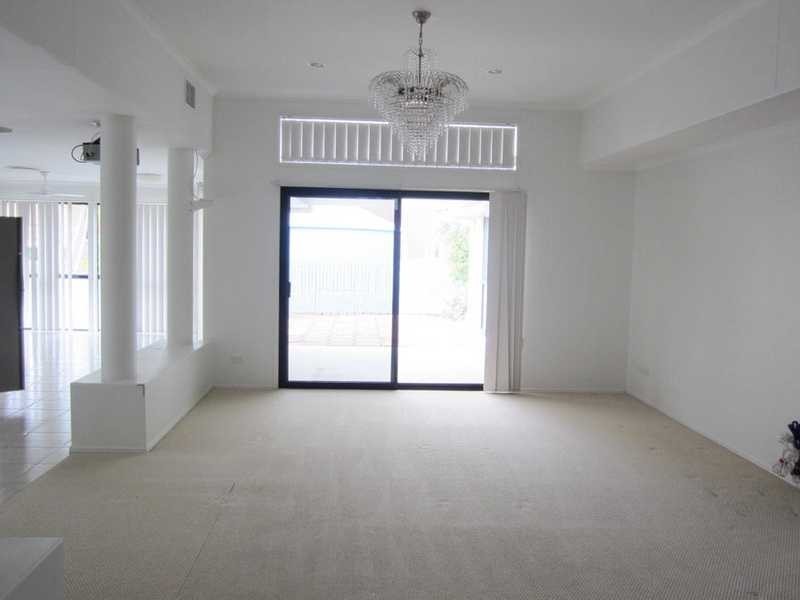 12 Linda Street, Tannum Sands QLD 4680