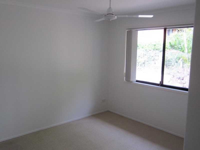 12 Linda Street, Tannum Sands QLD 4680