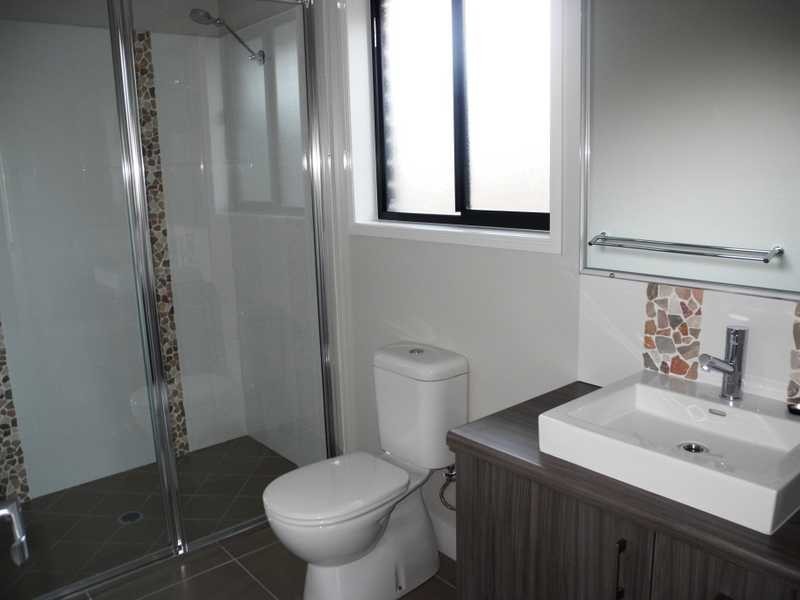 13 Valley Way, Boyne Island QLD 4680