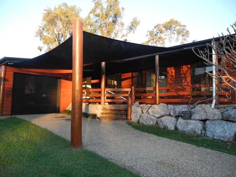 33 Latrobe Street, Tannum Sands QLD 4680