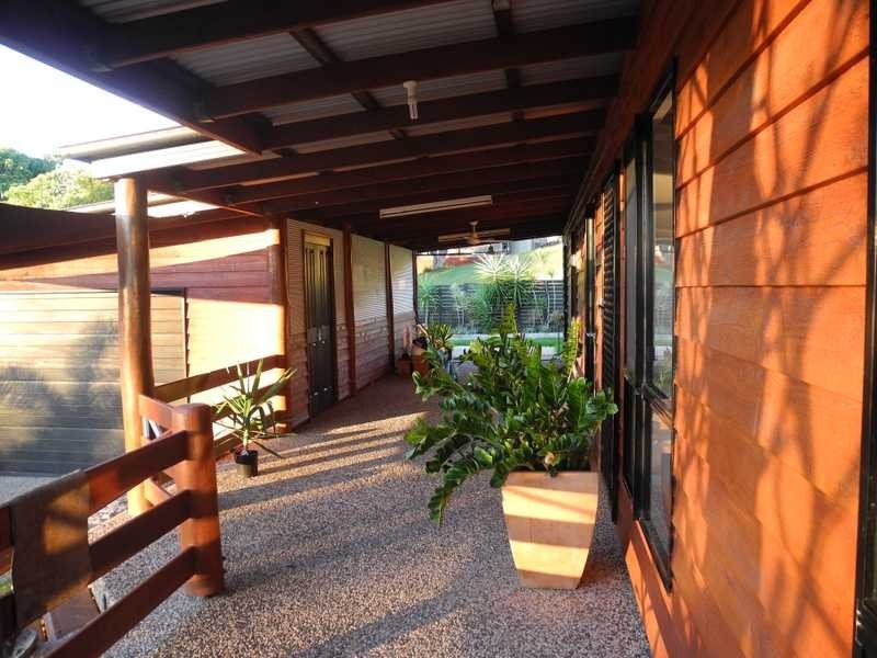 33 Latrobe Street, Tannum Sands QLD 4680