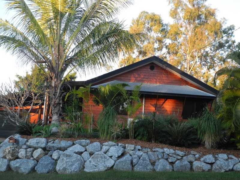 33 Latrobe Street, Tannum Sands QLD 4680