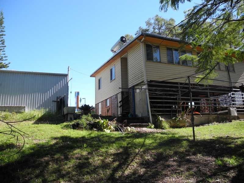 2 School Street, Tannum Sands QLD 4680