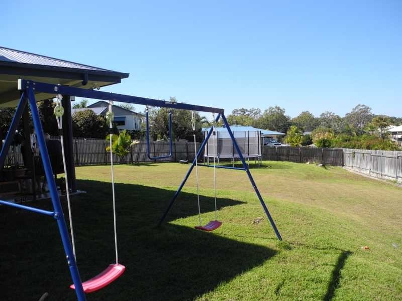15 Michael Court, Boyne Island QLD 4680