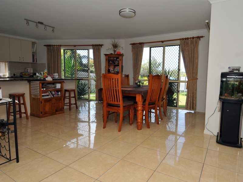 15 Michael Court, Boyne Island QLD 4680
