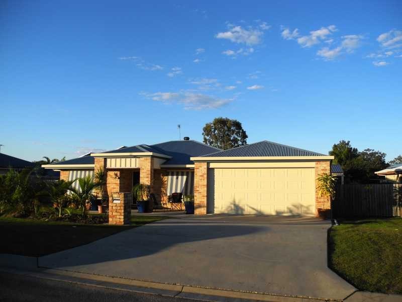 11 Huntington Court, New Auckland QLD 4680