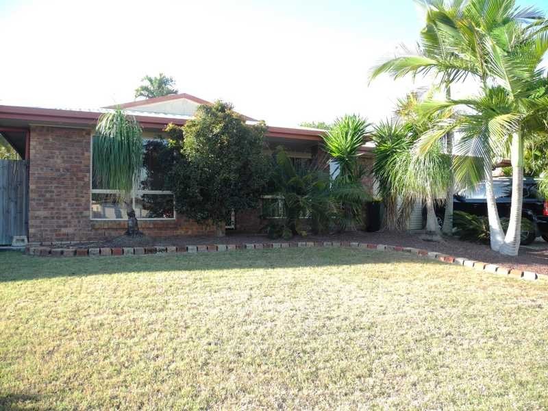 8 Belah Court, Boyne Island QLD 4680