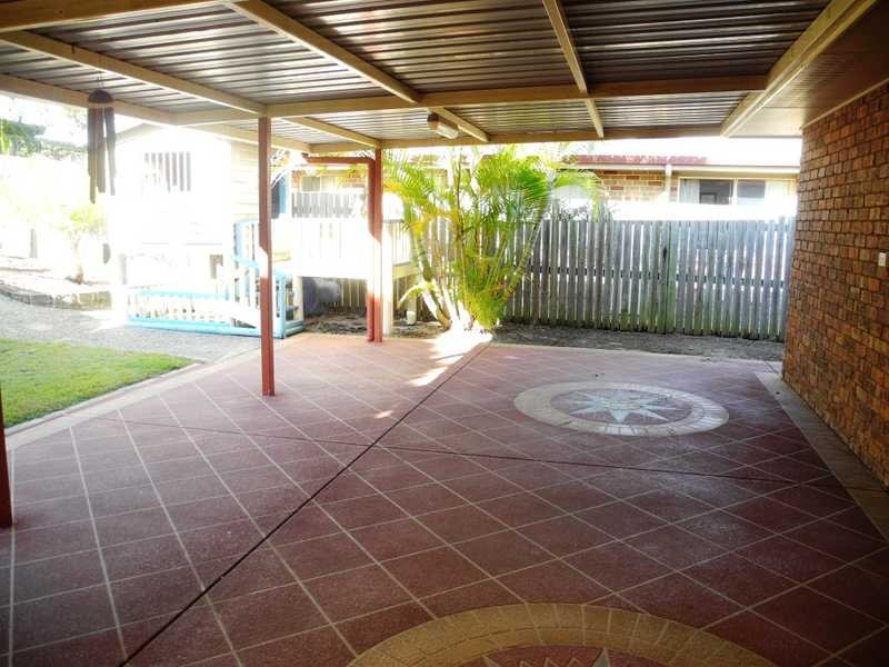 8 Belah Court, Boyne Island QLD 4680