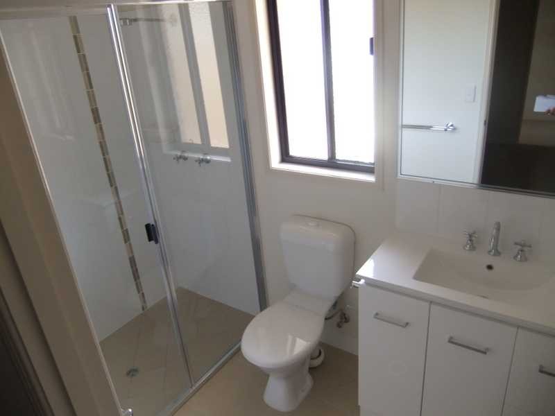14 Jeana Close, Boyne Island QLD 4680