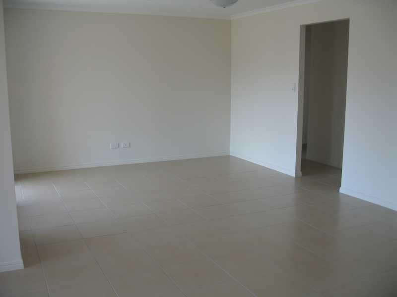14 Jeana Close, Boyne Island QLD 4680