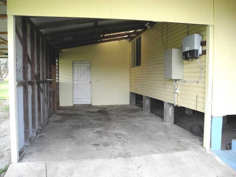 23 Martin Street, Bororen QLD 4678