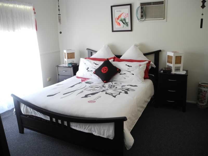 86 Malpas Street, Boyne Island QLD 4680