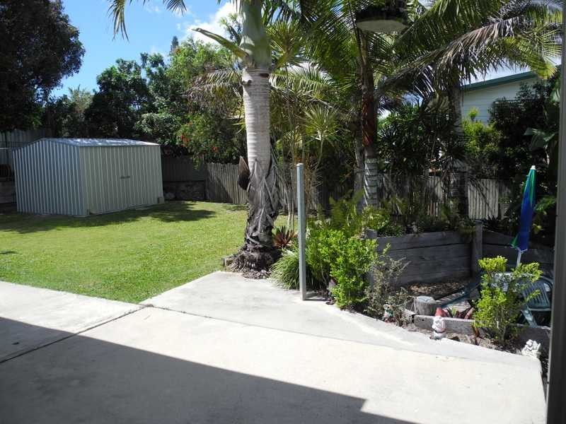 86 Malpas Street, Boyne Island QLD 4680