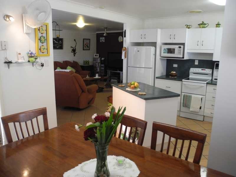 Unit/2/36 Langdon Street, Tannum Sands QLD 4680