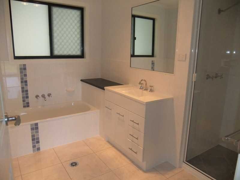 25 Bauhinia Street, Boyne Island QLD 4680